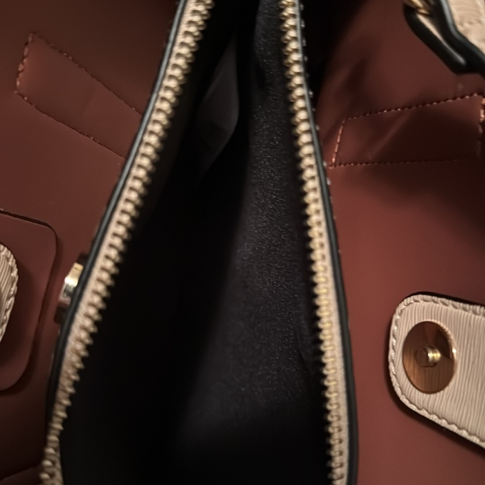 Aldo Areawiell Crossbody Bag Size OS Color Beige Gold - Picture 10 of 16